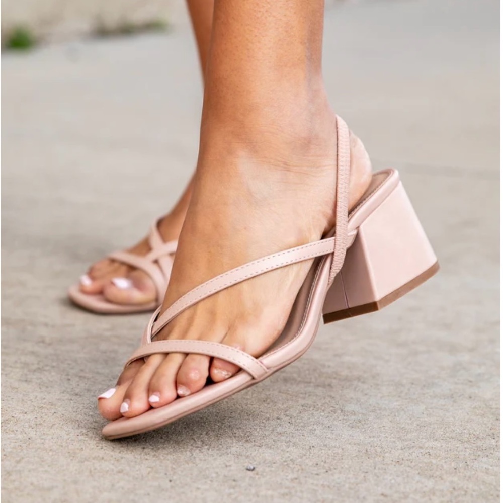 Kelsey Nude Low Block Heel - 7 - NEVER WORN